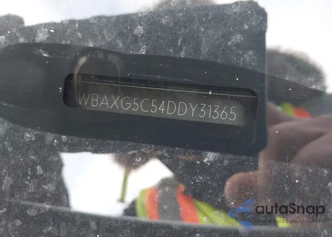 2013 BMW 528I z USA, uszkodzony, nr VIN WBAXG5C54DDY31365